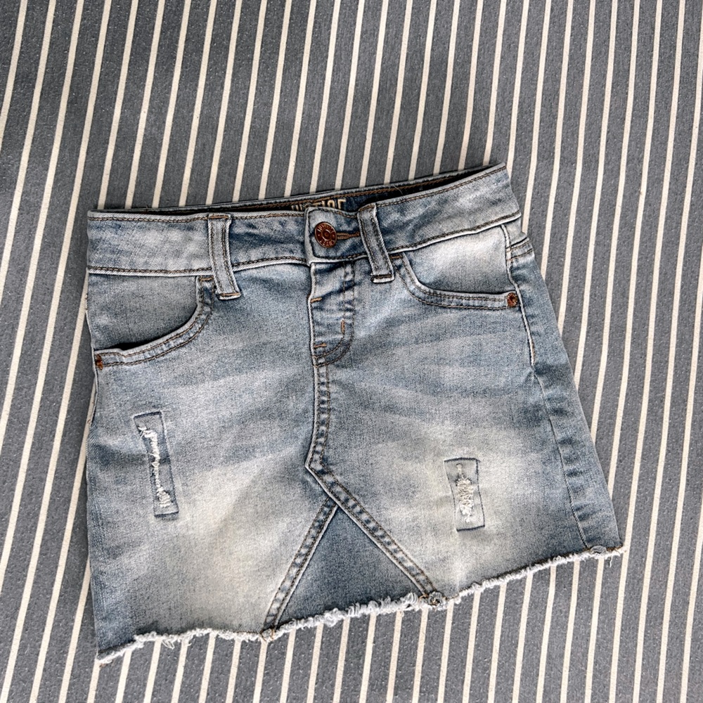 Girls jeans skirt and shorts combo Size 7
